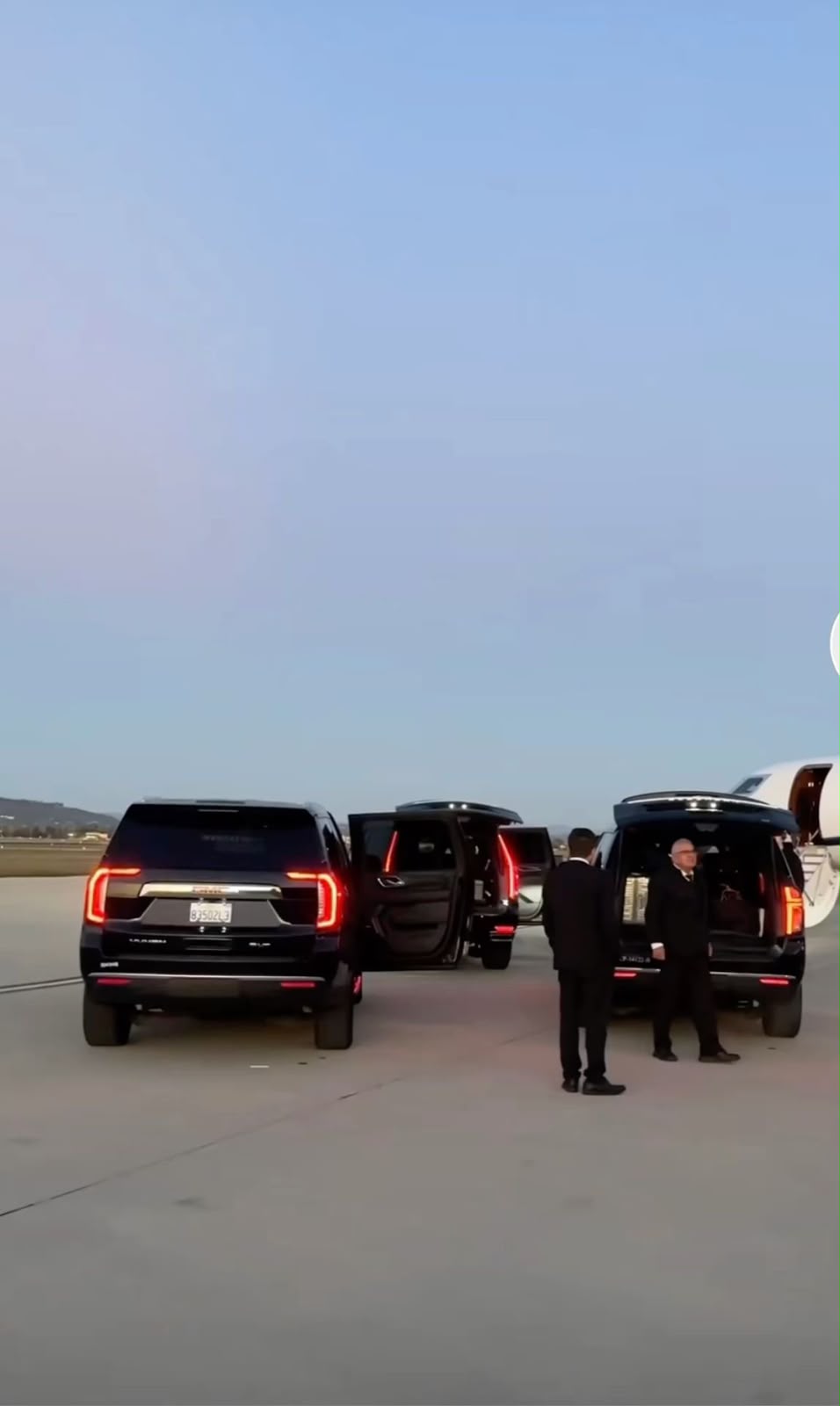 MC Sedan airport pickup with chauffeurs